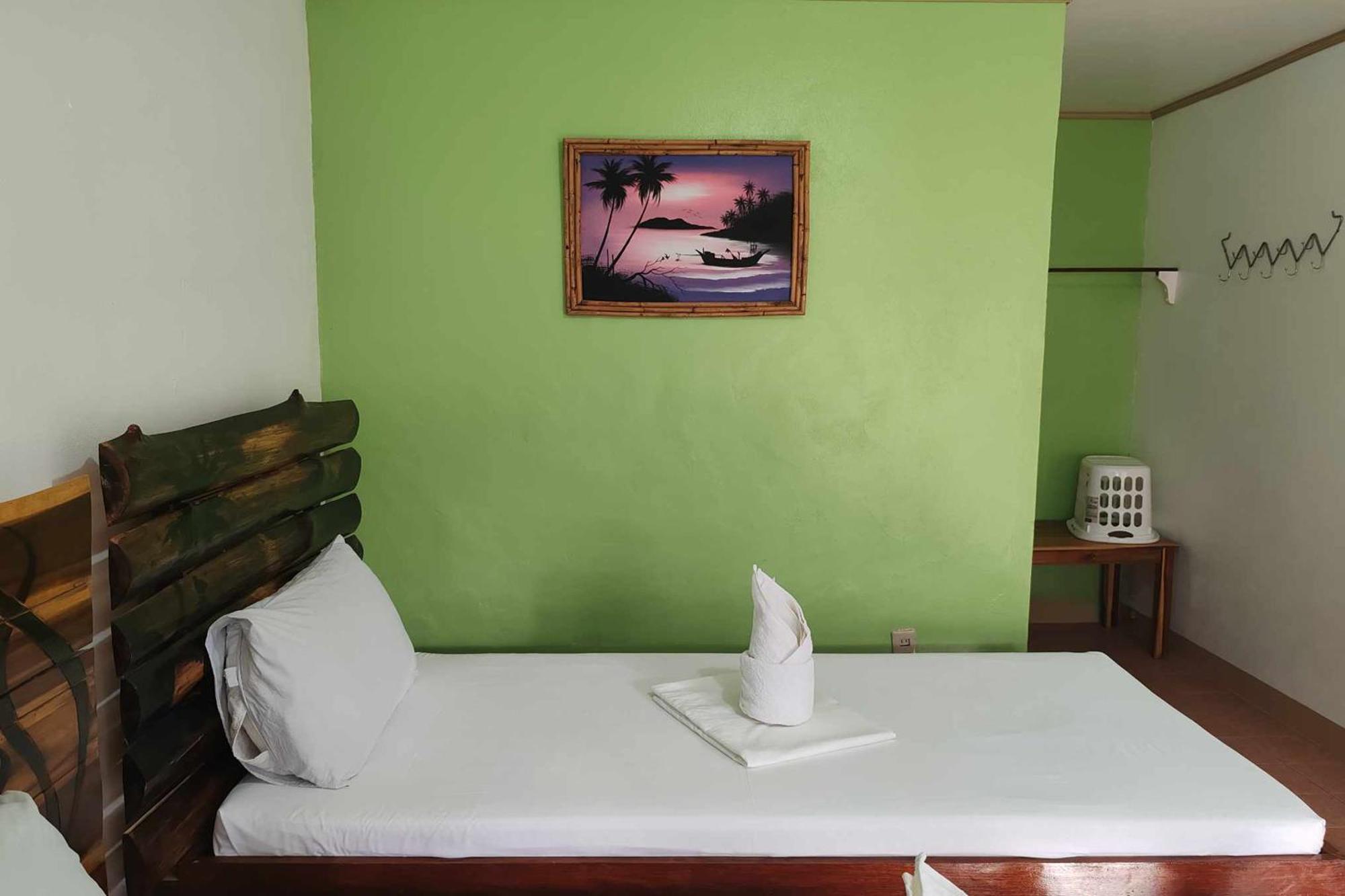 Summer Homes Beach Resort And Cottages Palawan Barton 外观 照片