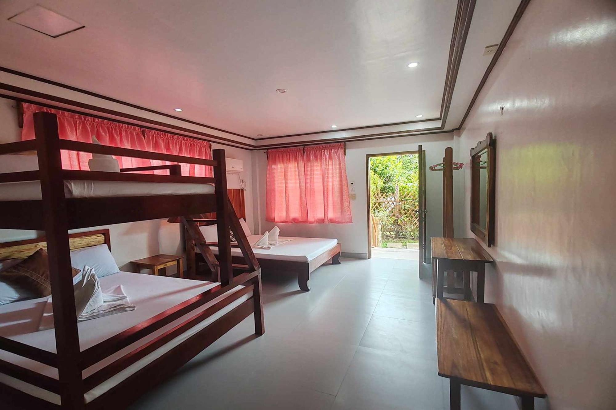 Summer Homes Beach Resort And Cottages Palawan Barton 外观 照片