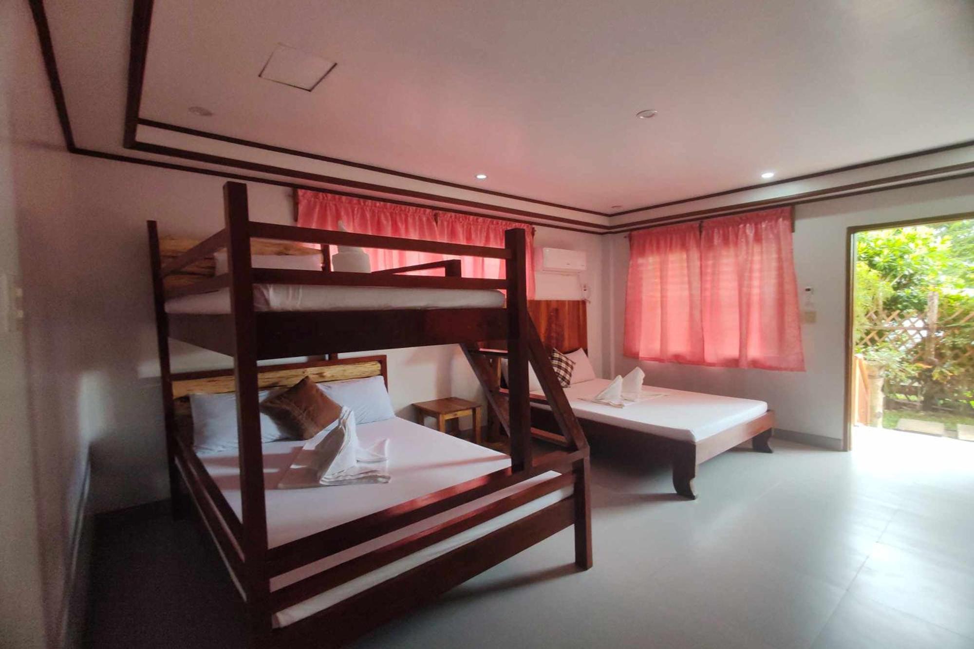 Summer Homes Beach Resort And Cottages Palawan Barton 外观 照片