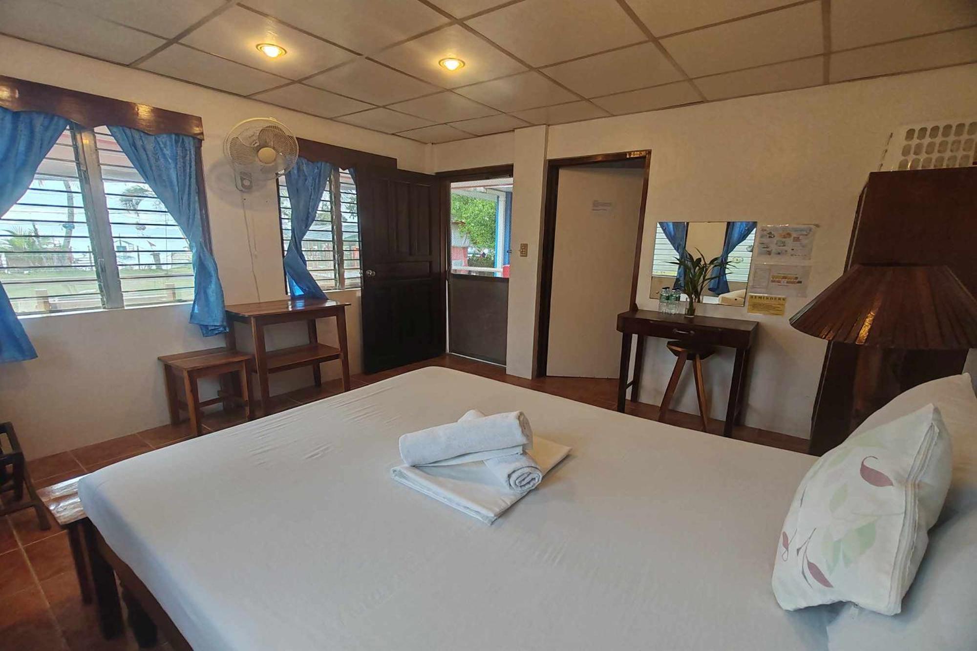 Summer Homes Beach Resort And Cottages Palawan Barton 外观 照片
